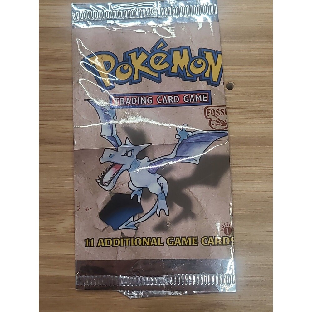 EMPTY Pokemon TCG 1st Edition Fossil Booster Pack Aerodactyl Art ( No Cards)